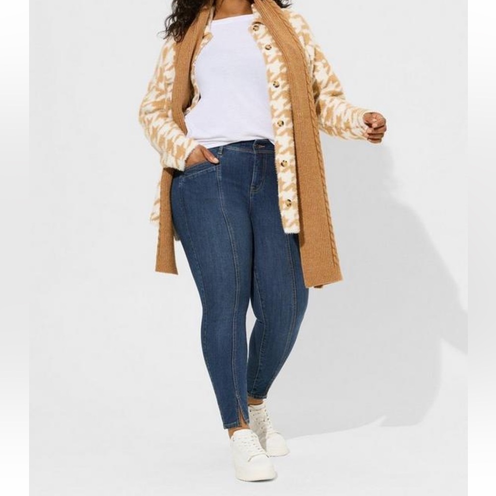 Torrid bombshell skinny jeans